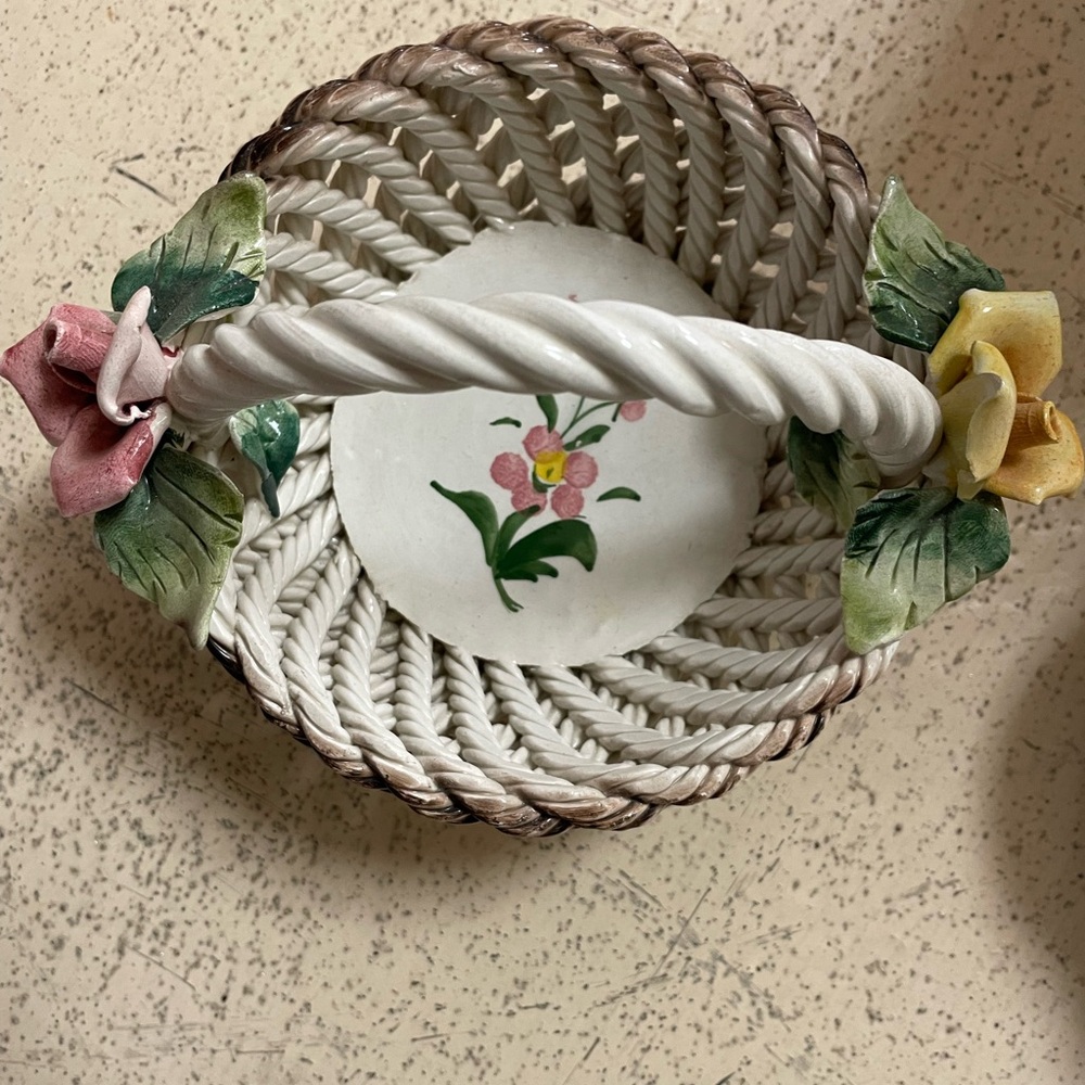 Capidimonte Floral Ceramic Basket with Handle
